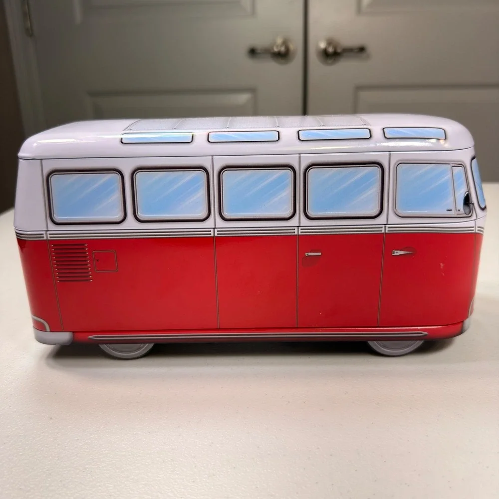EuroGraphics VW Volkswagen Road Trips 550 Piece Jigsaw Puzzle Bus Shaped Tin